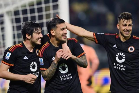 الرياضية: الشباب يستهدف ضم لياندرو باريديس في انتقالات يناير